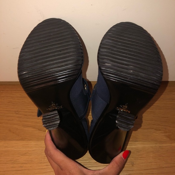 Prada Militare gabardine Mary Jane pumps. Sz6. - Picture 4 of 8